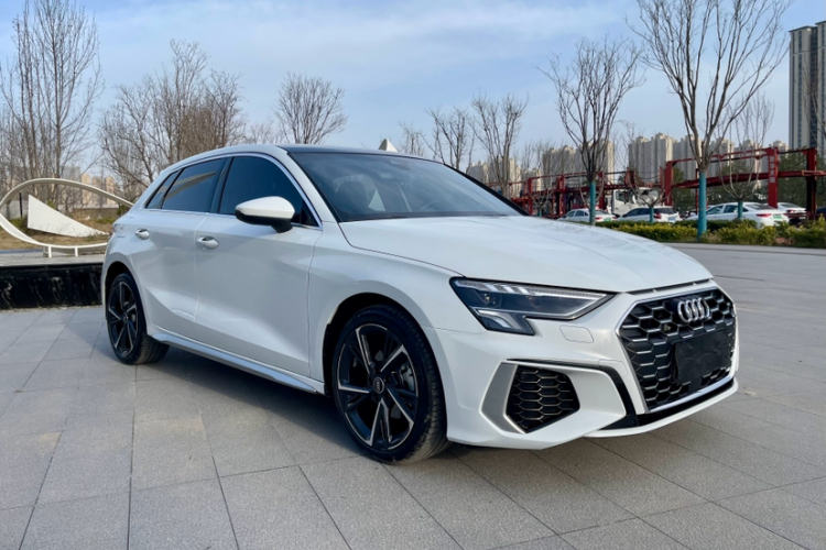 Audi A3 2023 car image #4