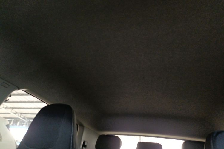 Volkswagen T-Cross 2021 car image #18