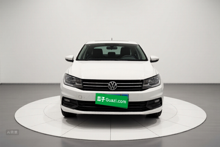 Volkswagen Santana 2018 car image #3