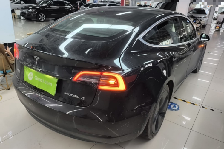 Tesla Model 3 2020 #7 Tesla Model 3 2020 immagine di auto #7