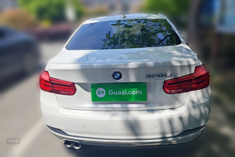 BMW 3 Series 2018 car image #6