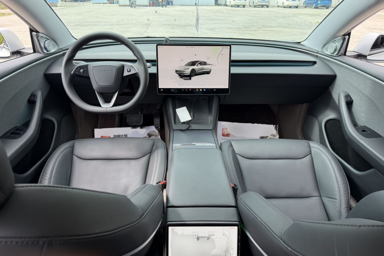 Tesla Model 3 2024 #10 Tesla Model 3 2024 car image #10