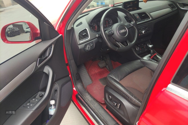 Audi Q3 2018 car image #18