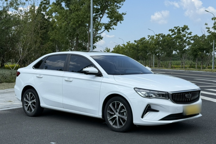 GEELY Emgrand 2023 imagen de coche #9