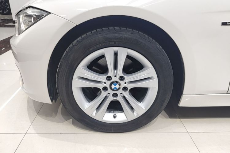 BMW 3 Series 2016 #9 BMW 3 Series 2016 car image #9