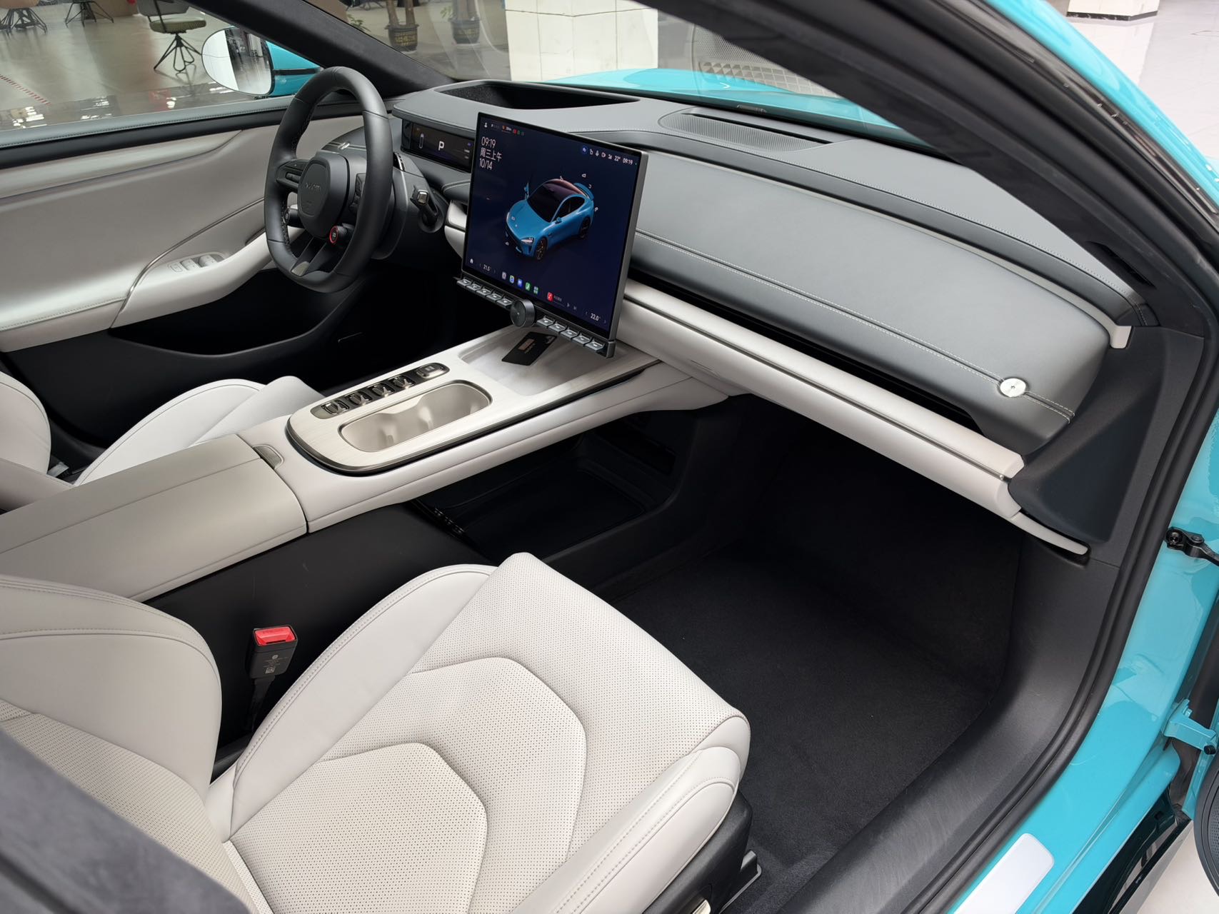 2024 #20 2024 immagine di auto #20