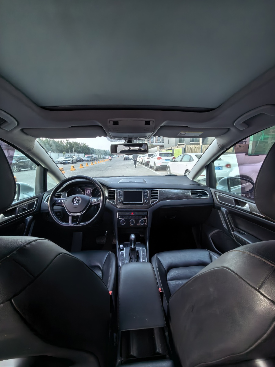 Volkswagen Golf Sportsvan 2016 #9 Volkswagen Golf Sportsvan 2016 изображение автомобиля #9