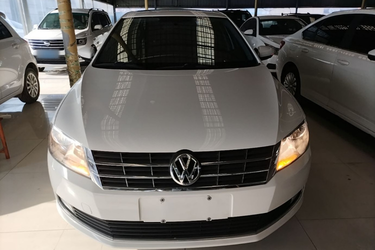 Volkswagen Lavida 2016 car image #3