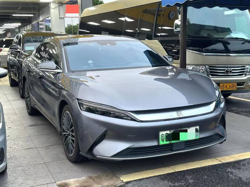 BYD Han 2022 car image #2