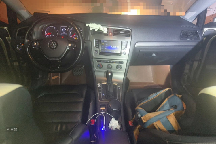 Volkswagen Golf 2014 car image #11