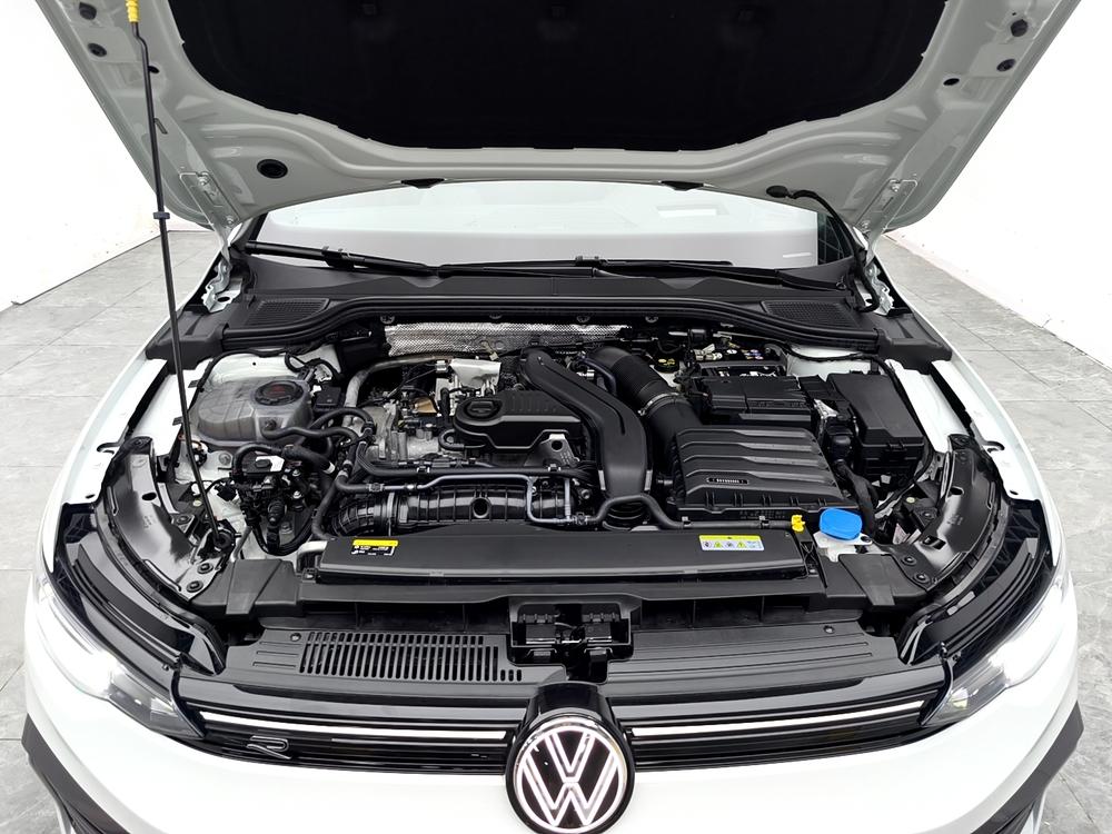 Volkswagen Golf 2024 #10 Volkswagen Golf 2024 car image #10