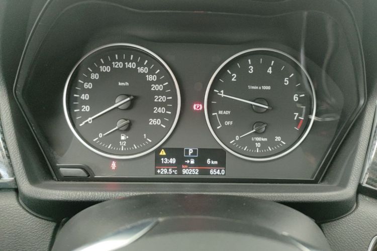 BMW X1 2018 car image #12