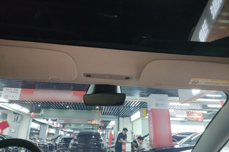 Tesla Model 3 2025 #20 Tesla Model 3 2025 car image #20