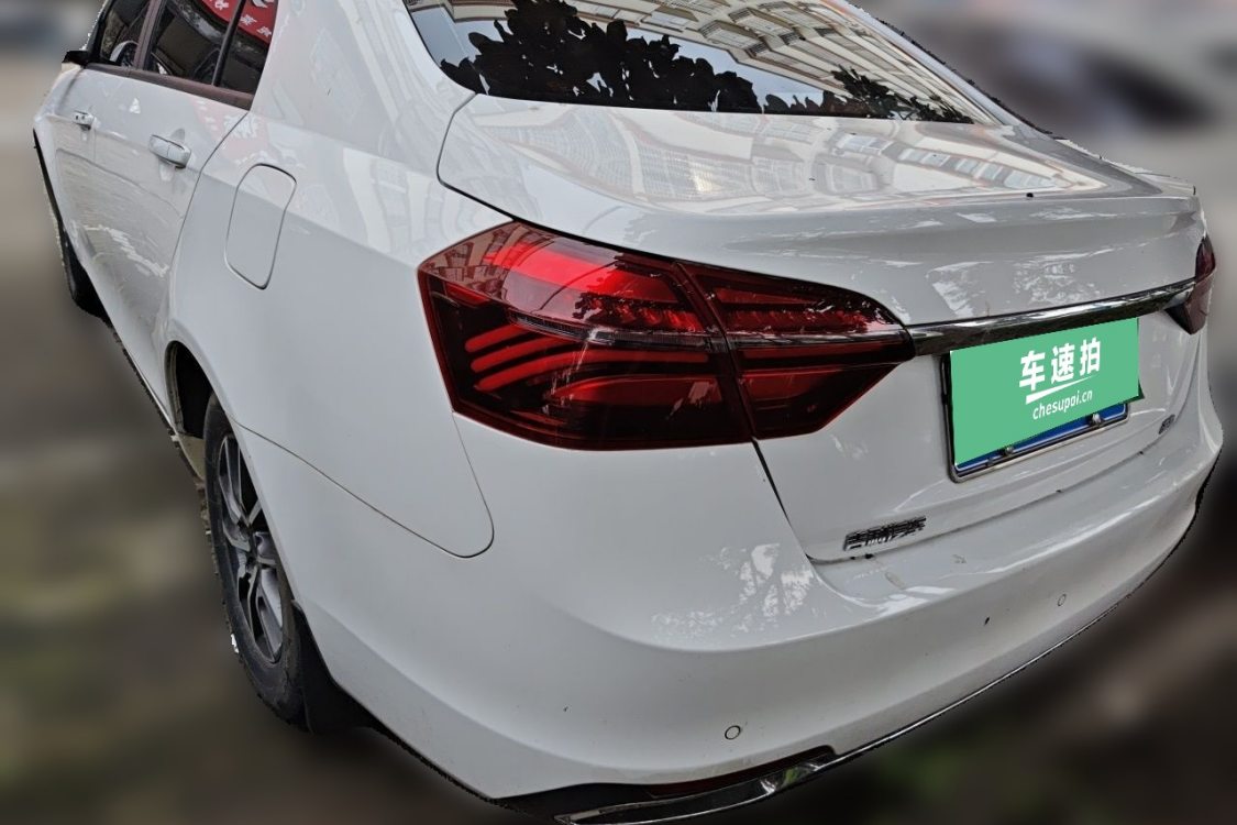 GEELY Emgrand 2019 #3 GEELY Emgrand 2019 car image #3