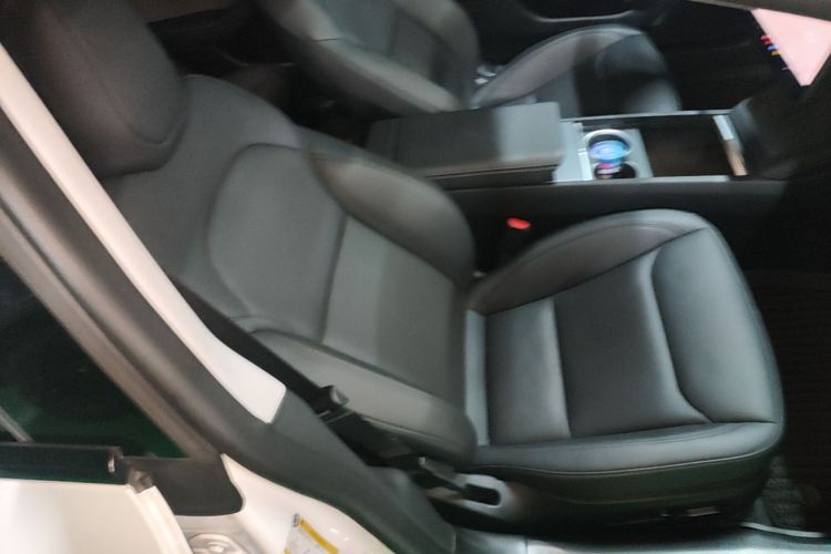 Tesla Model 3 2025 #24 Tesla Model 3 2025 car image #24