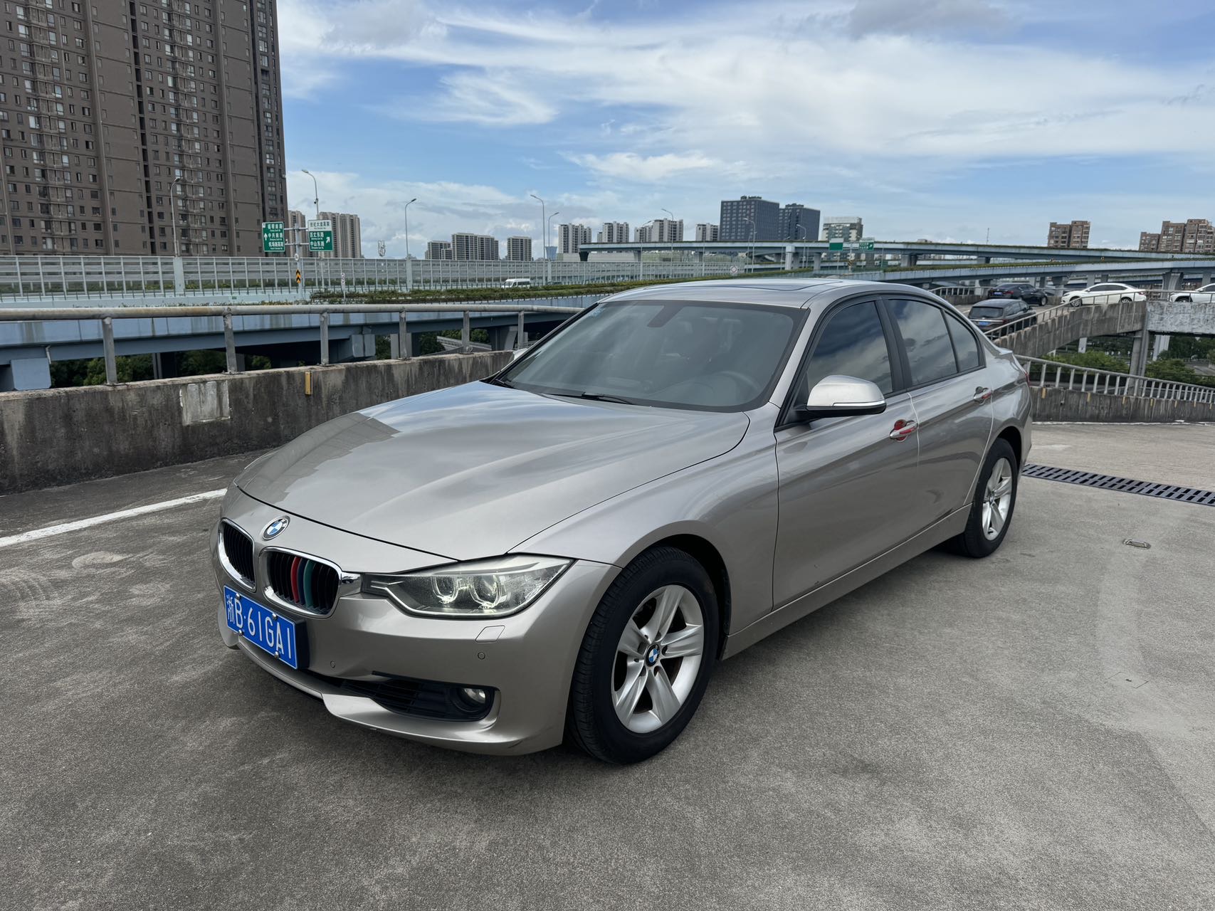 2015 2015 car image