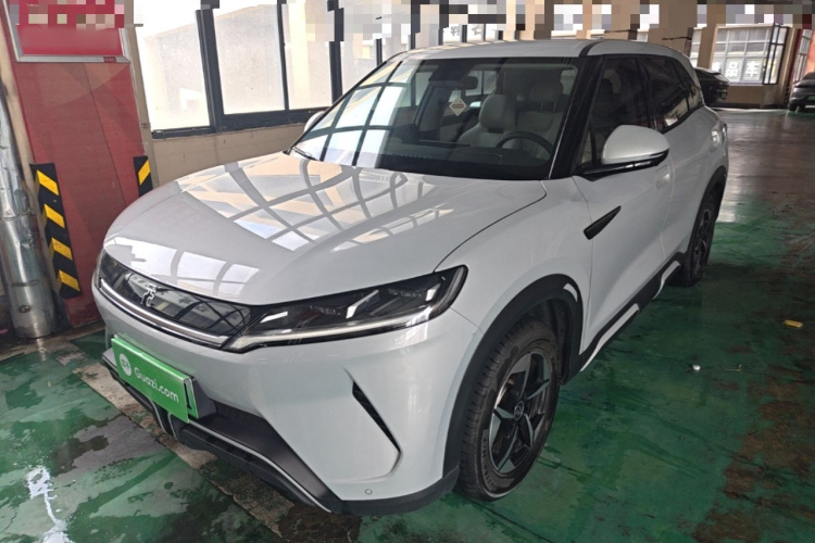BYD YuanUP 2024 #2 BYD YuanUP 2024 car image #2