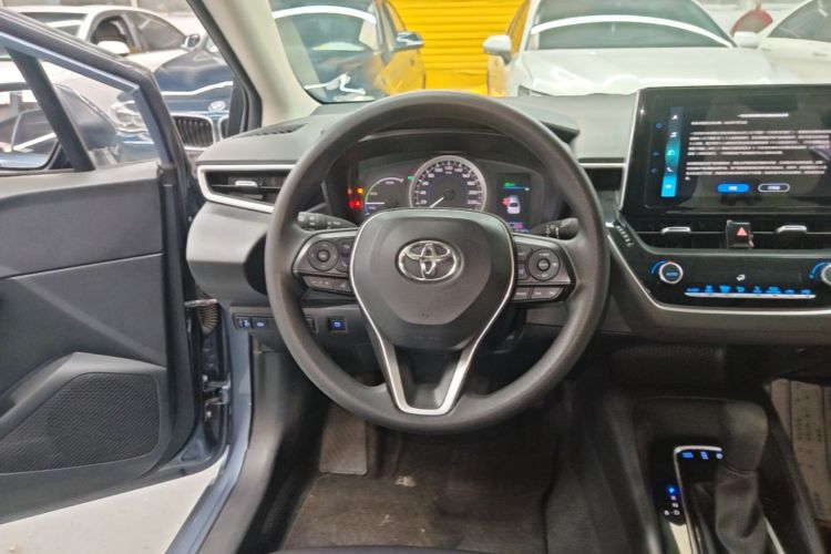 Toyota Corolla 2023 car image #11