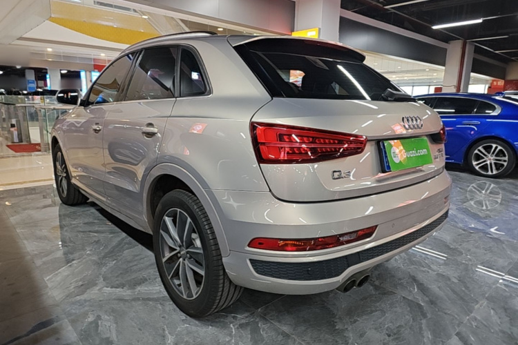 Audi Q3 2019 #5 Audi Q3 2019 car image #5