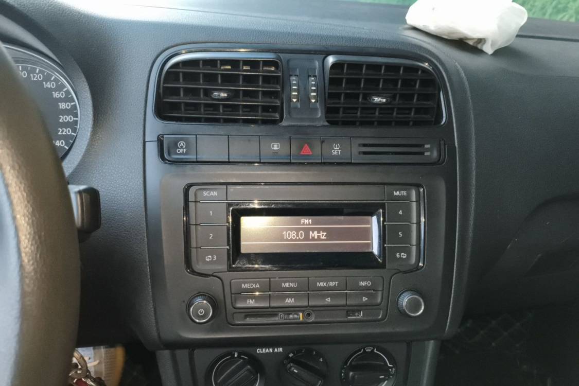 Volkswagen Polo 2019 #26 Volkswagen Polo 2019 car image #26
