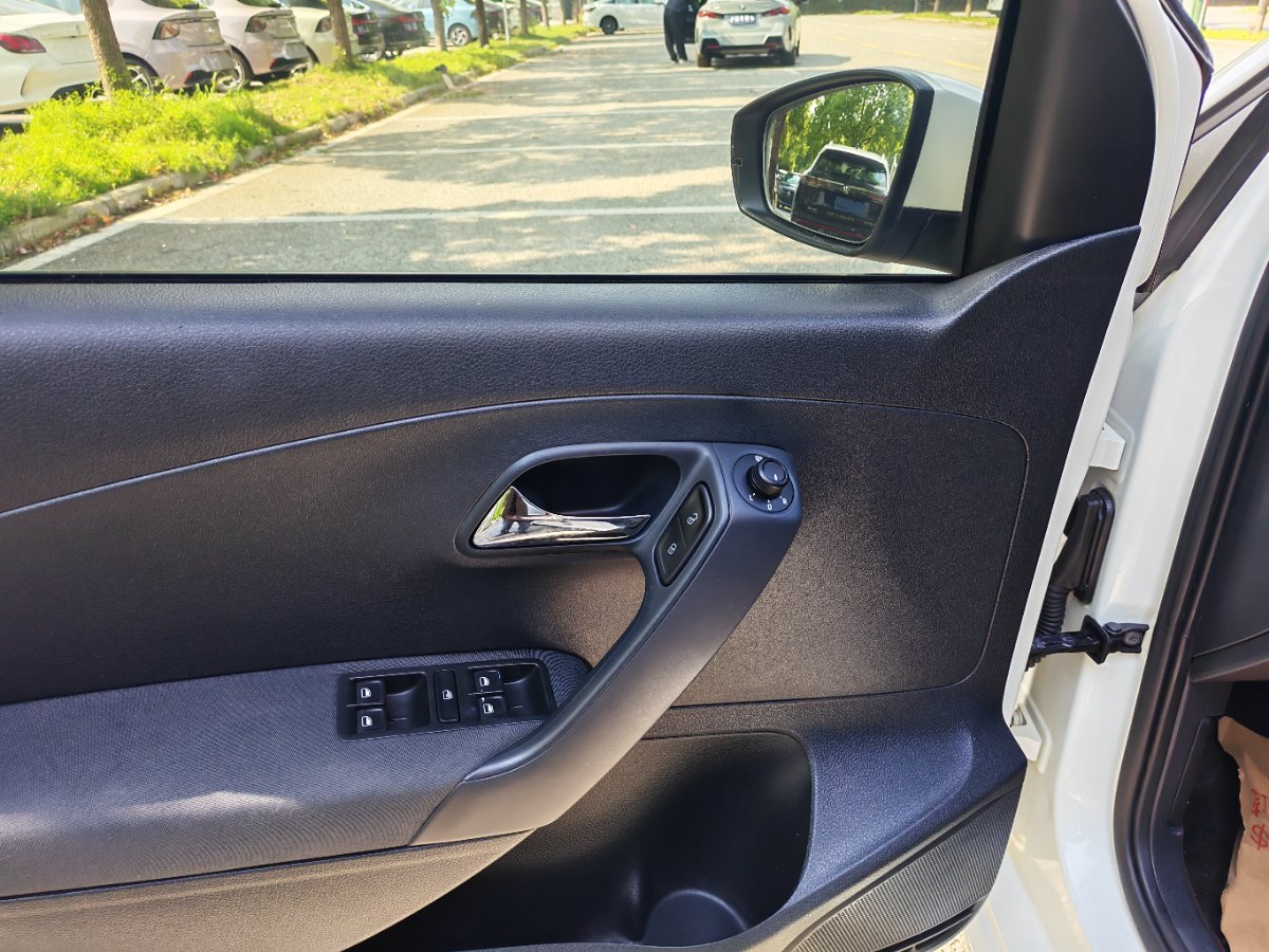 Volkswagen Polo 2018 #12 Volkswagen Polo 2018 car image #12