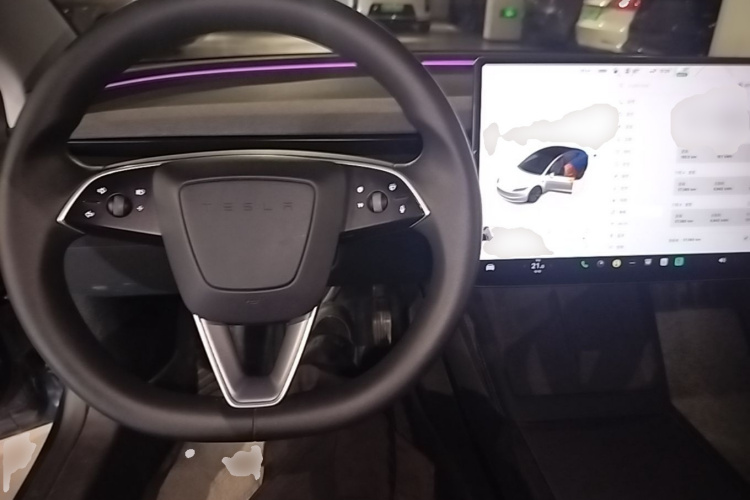 Tesla Model 3 2025 #10 Tesla Model 3 2025 car image #10
