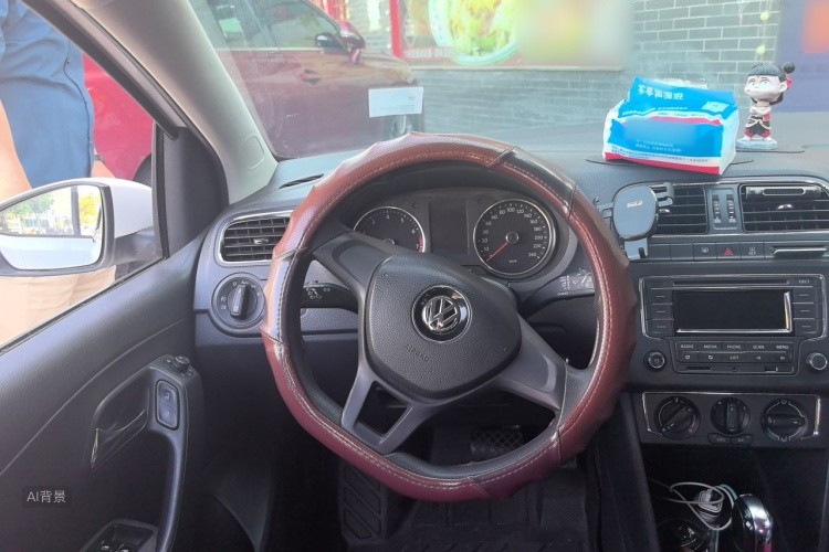 Volkswagen Polo 2015 #12 Volkswagen Polo 2015 изображение автомобиля #12