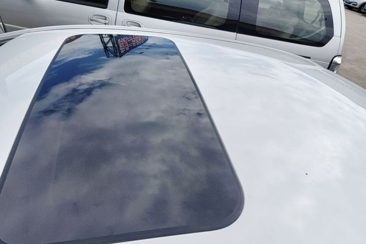 GEELY Emgrand 2020 #25 GEELY Emgrand 2020 car image #25