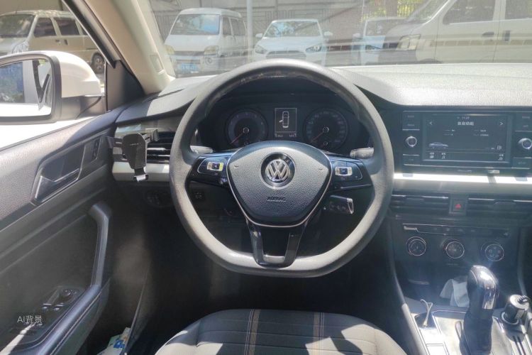 Volkswagen Lavida 2020 car image #12