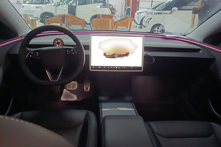Tesla Model 3 2024 car image #10