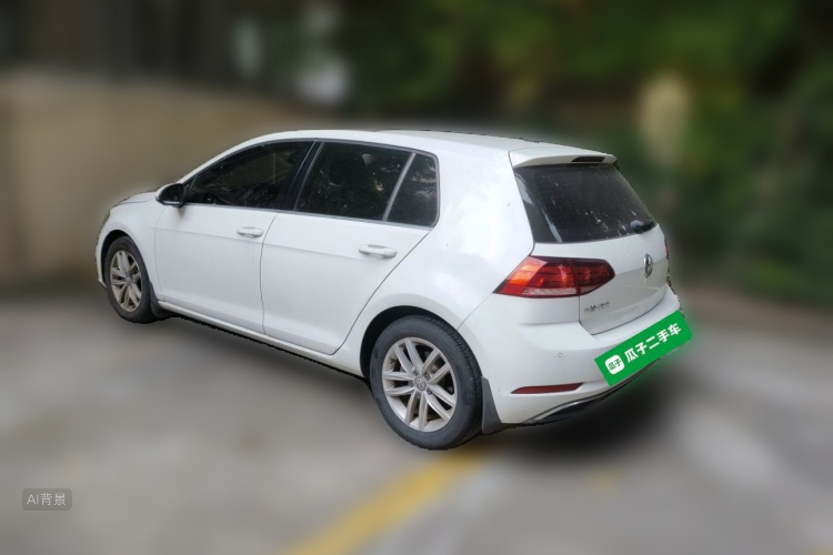 Volkswagen Golf 2019 car image #5