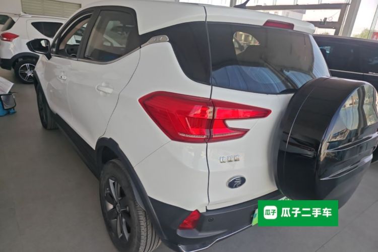 BYD Yuan New Energy 2019 immagine di auto #5