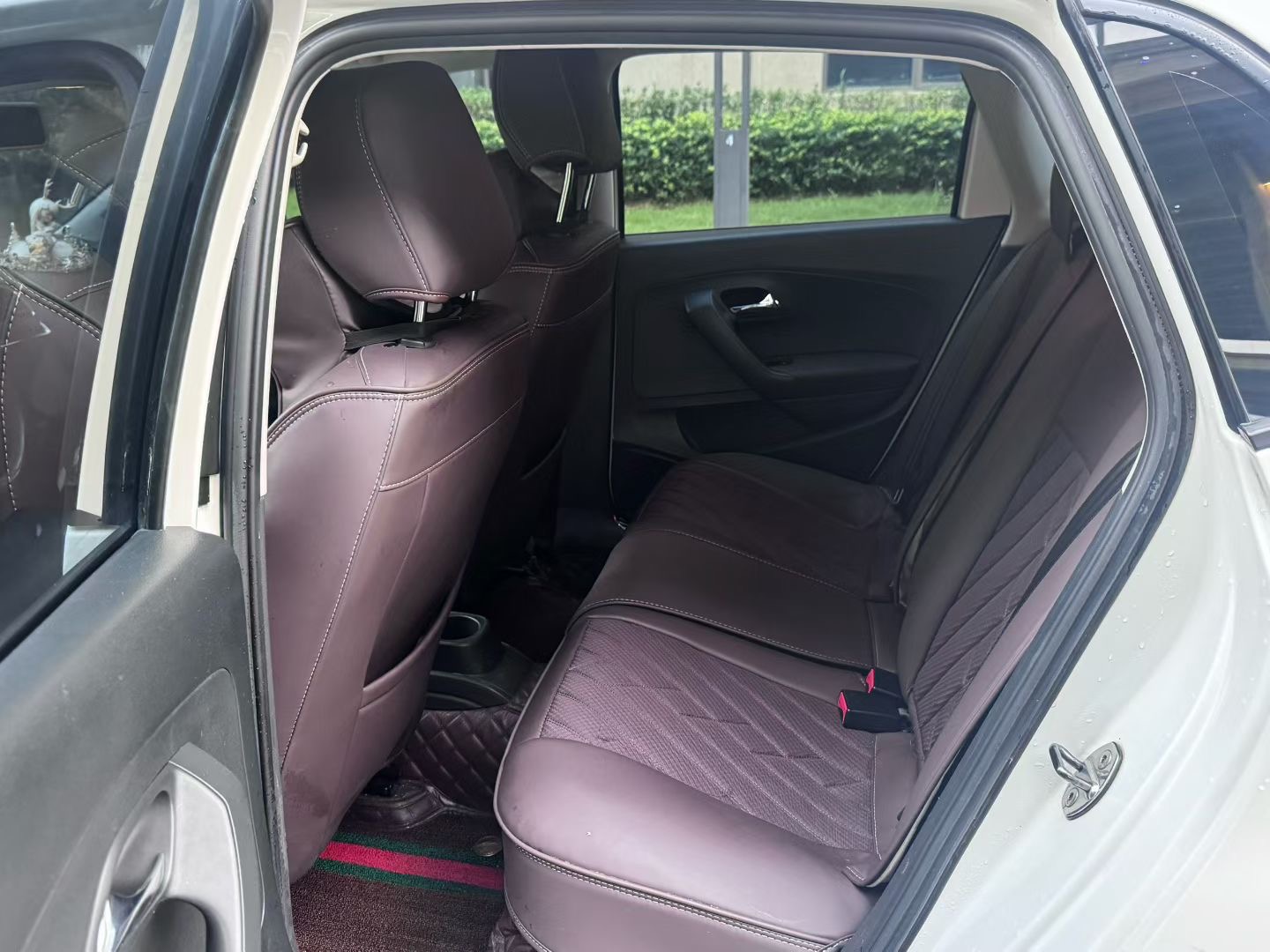 Volkswagen Polo 2019 car image #4