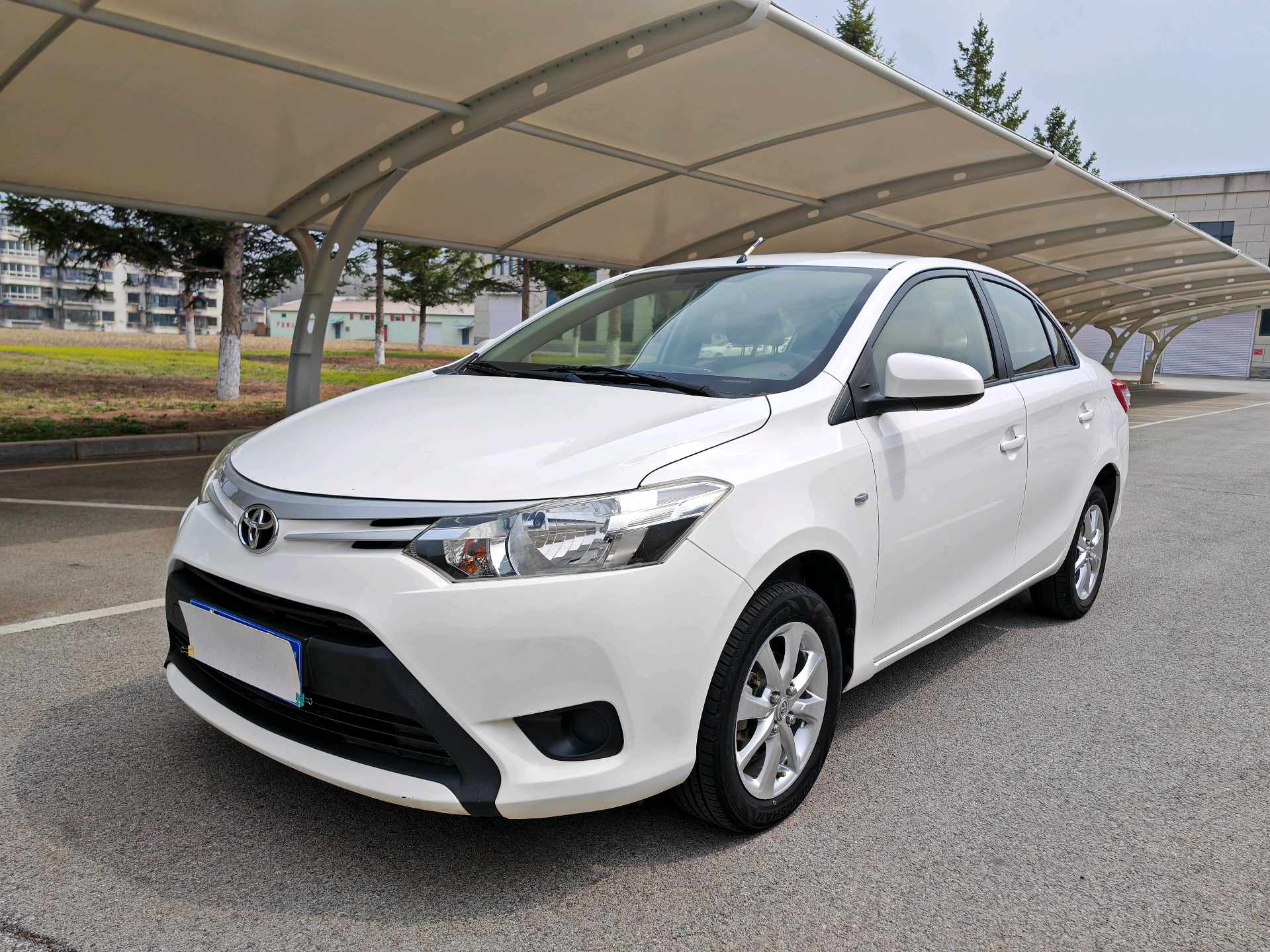 Toyota Vios 2015 Toyota Vios 2015 car image