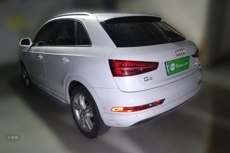 Audi Q3 2017 car image #5