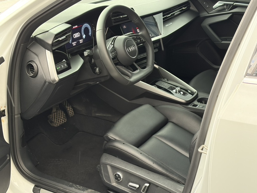 Audi A3 2022 immagine di auto #5