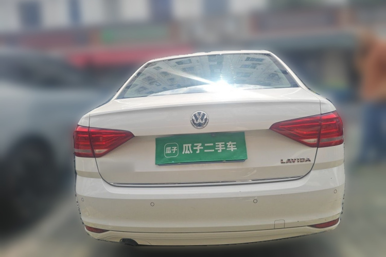 Volkswagen Lavida 2016 car image #4