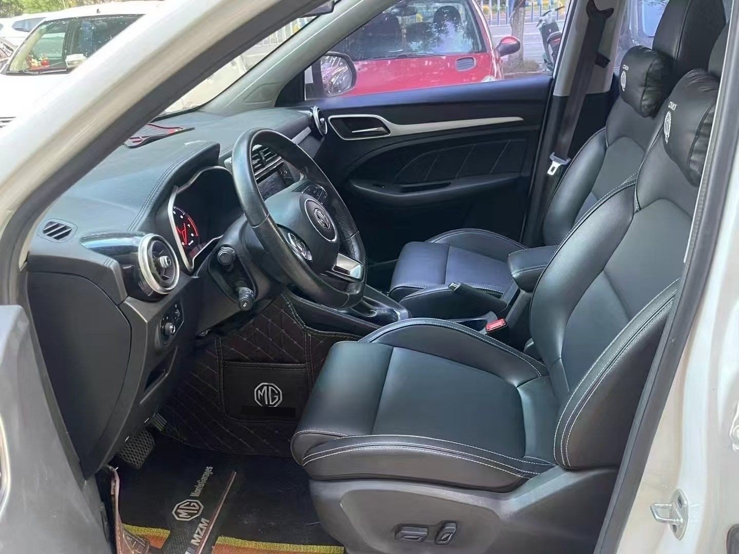 MG ZS 2018 #4 MG ZS 2018 car image #4
