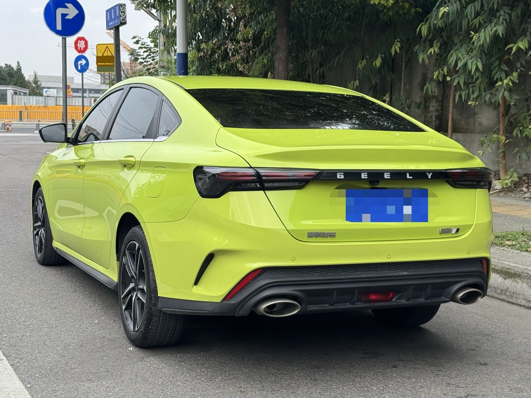 2022 car image #7