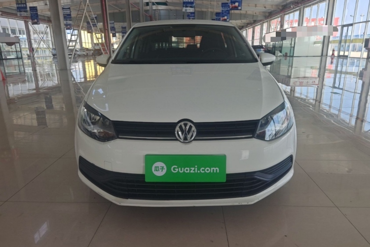 Volkswagen Polo 2018 car image #3
