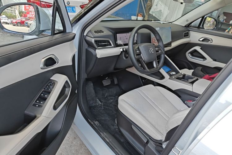 BYD YuanUP 2026 car image #16