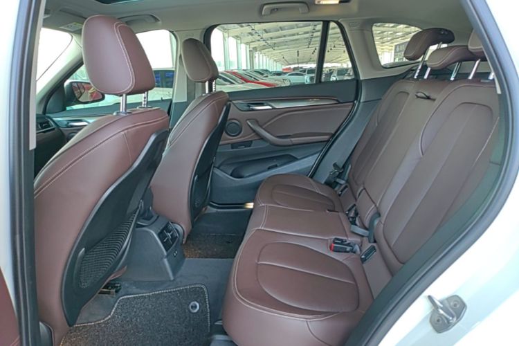 BMW X1 2019 #17 BMW X1 2019 car image #17