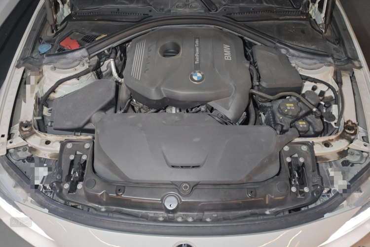 BMW 3 Series 2018 #22 BMW 3 Series 2018 car image #22