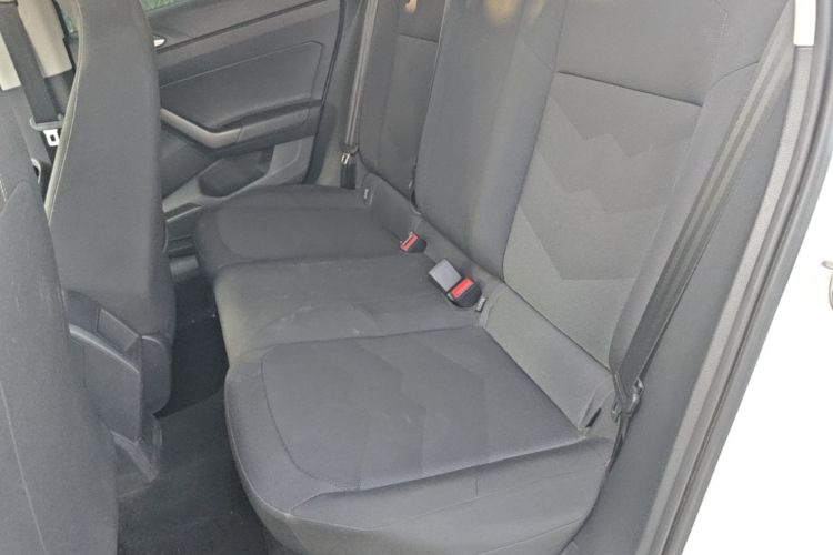 Volkswagen Polo 2021 car image #17