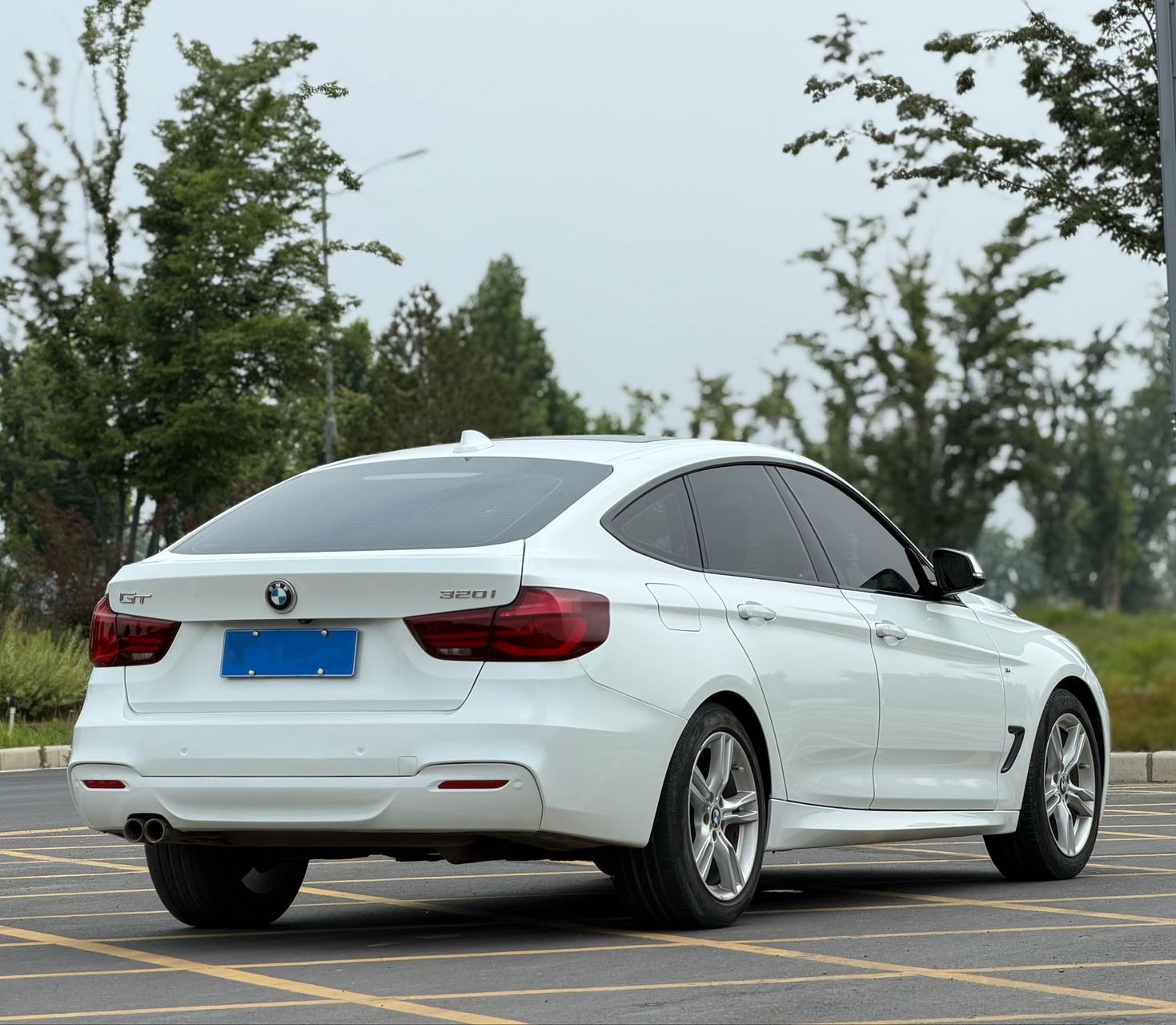 BMW 3 Series GT 2020 #7 BMW 3 Series GT 2020 car image #7