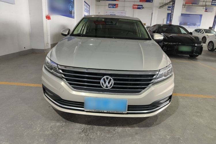 Volkswagen Lavida 2019 car image #3