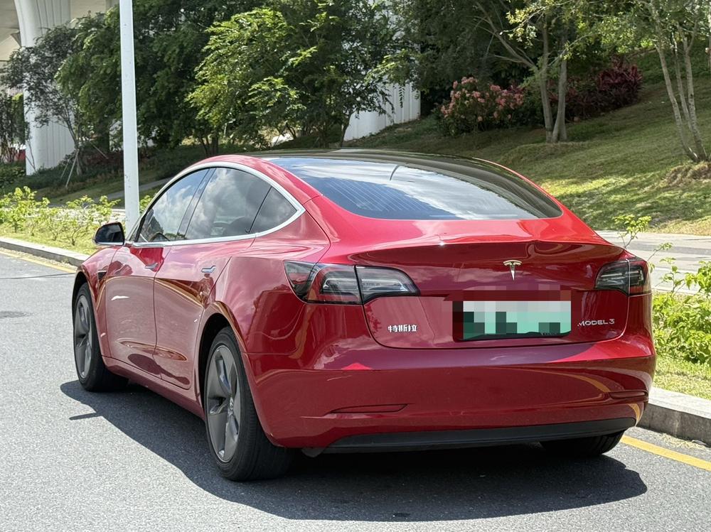 Tesla Model 3 2020 #5 Tesla Model 3 2020 صورة سيارة #5