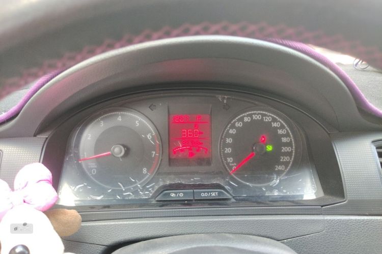 Volkswagen Santana 2016 car image #13