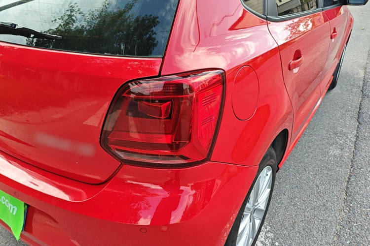 Volkswagen Polo 2015 #8 Volkswagen Polo 2015 car image #8