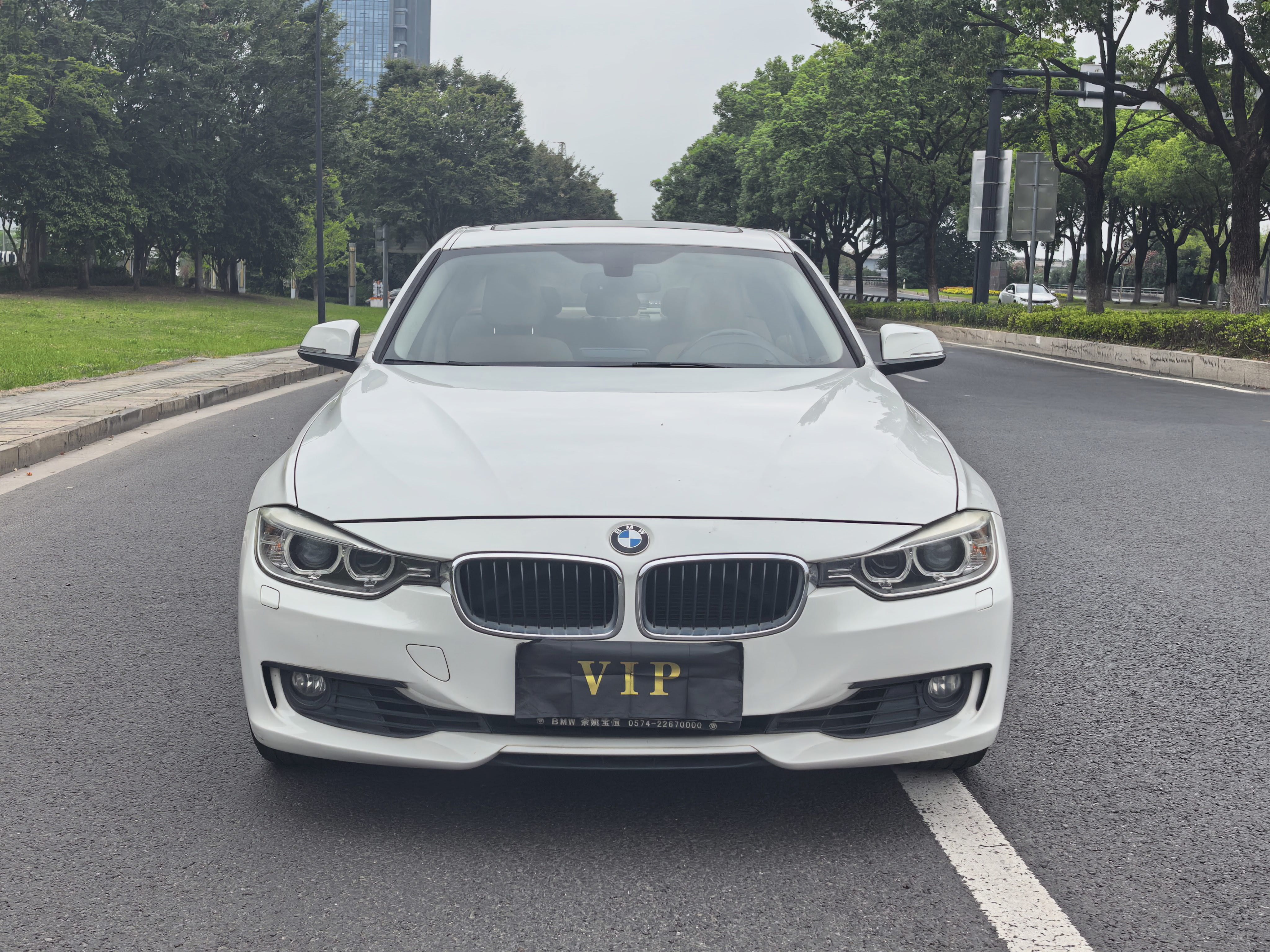 BMW 3 Series 2014 car image #2